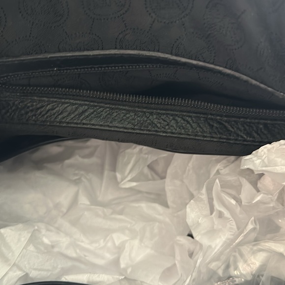 ‼️SOLD‼️Black Grayson Michael Kors Handbag - Picture 8 of 15